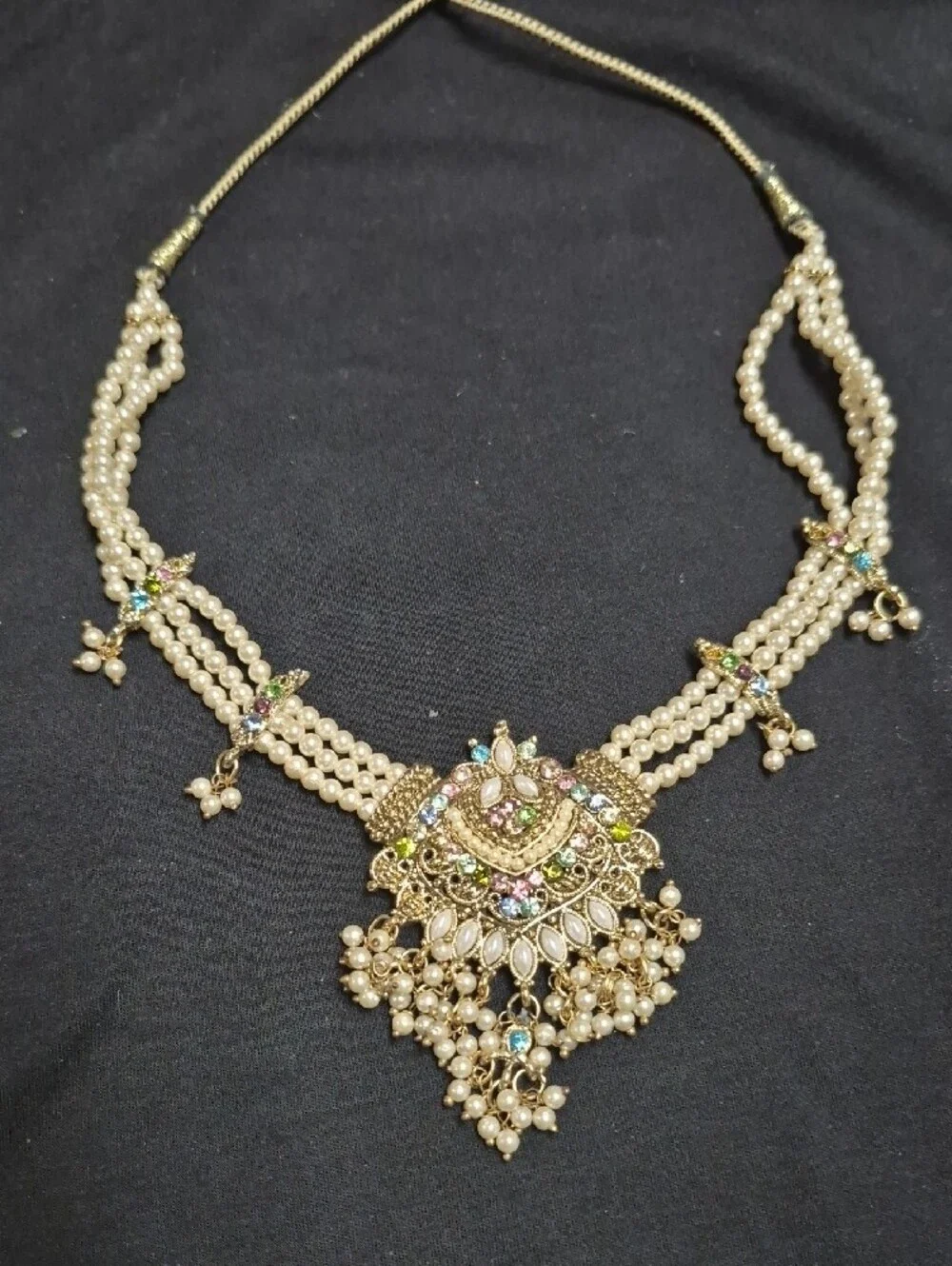 Gold-Tone Fringe Necklace with Pearl-Style Pendant Set